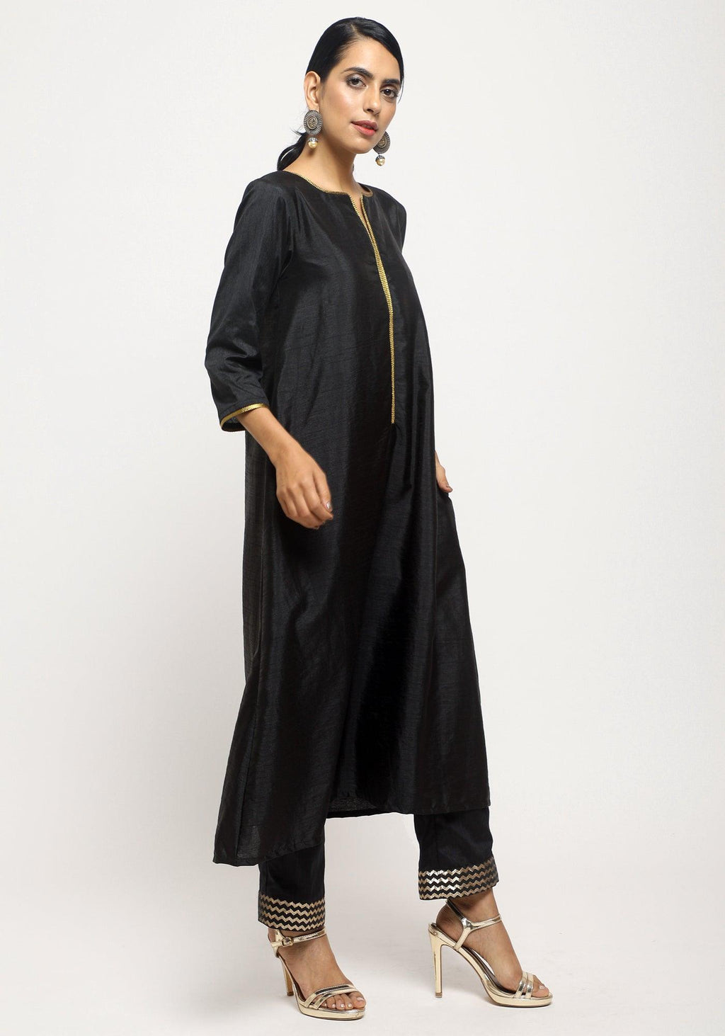 trueBrowns Black Laced Kurta- Foil Pant