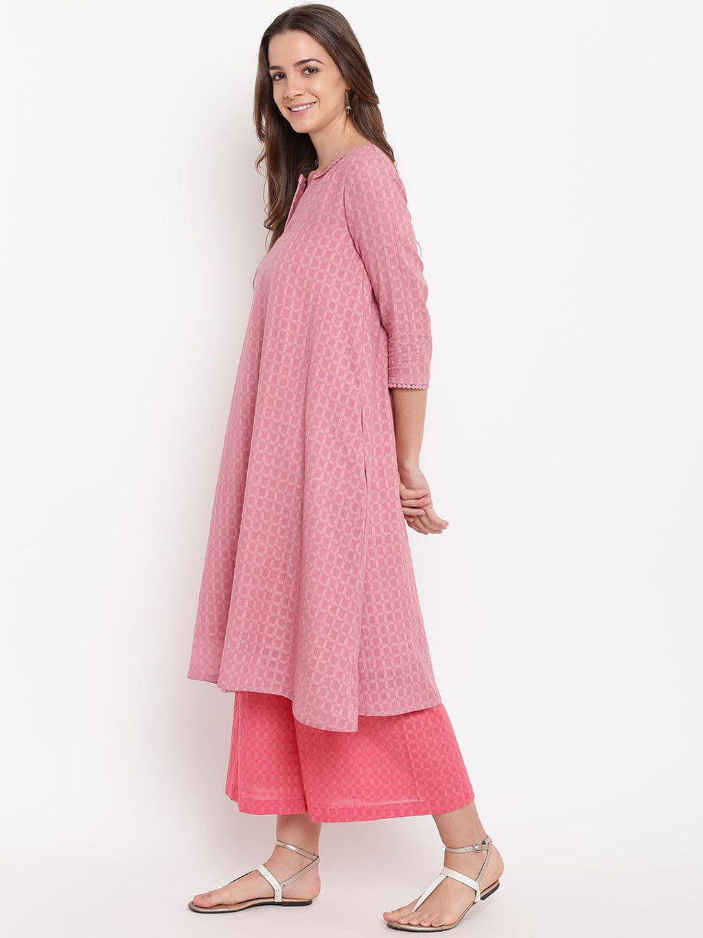 trueBrowns Pink Grid Dobby Kurta-Contrast Palazzo