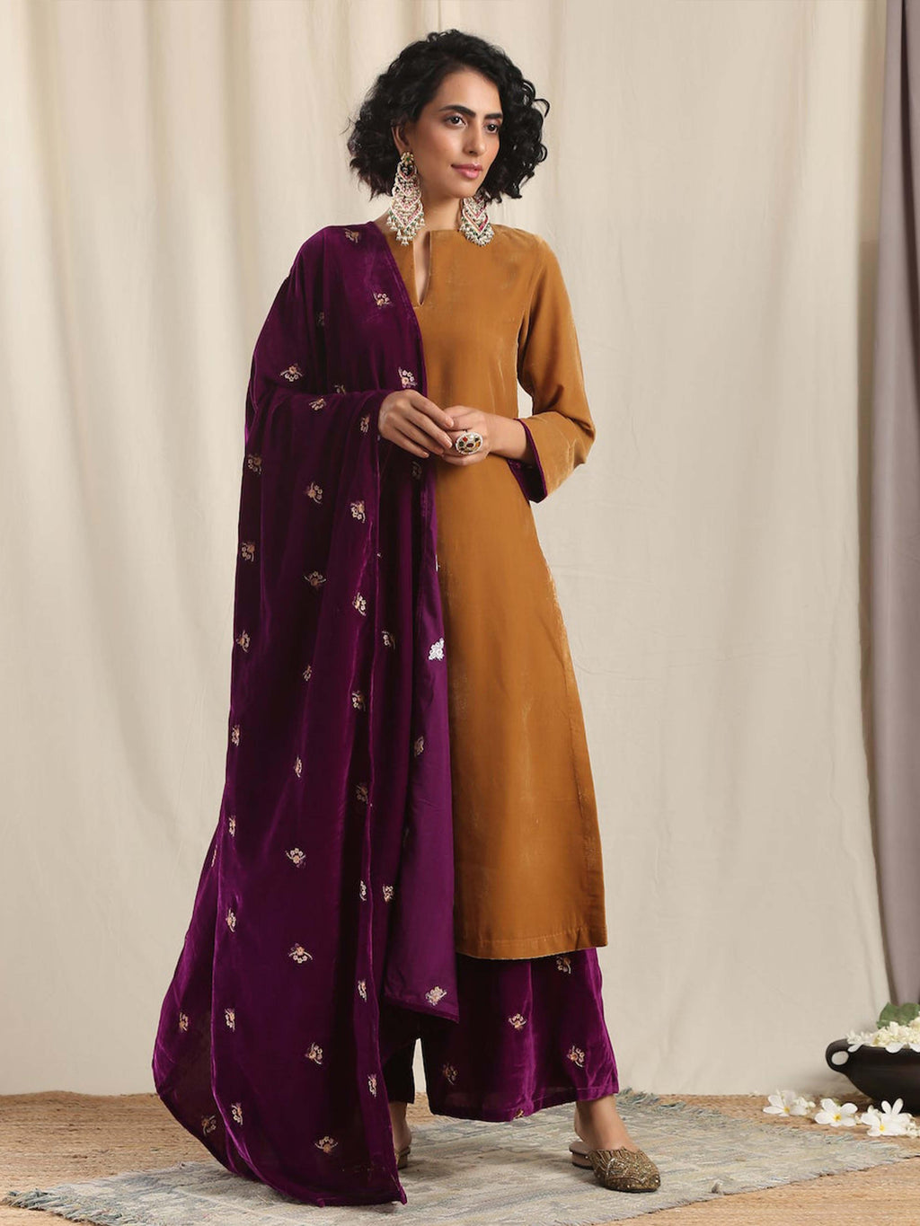 trueBrowns Wine Velvet Embroidered Shawl