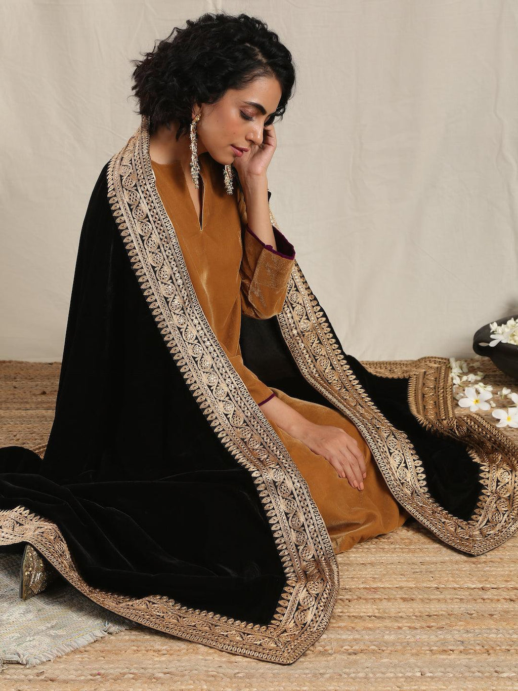 trueBrowns Black Velvet Embroidered Lace Shawl