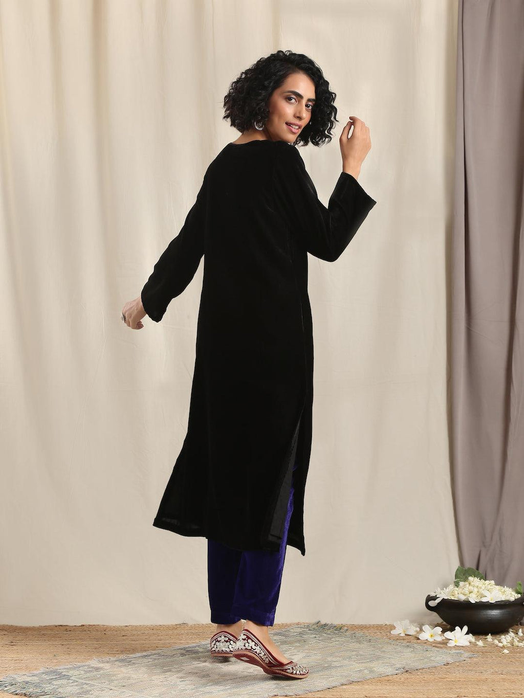 trueBrowns Black Velvet slit Kurta