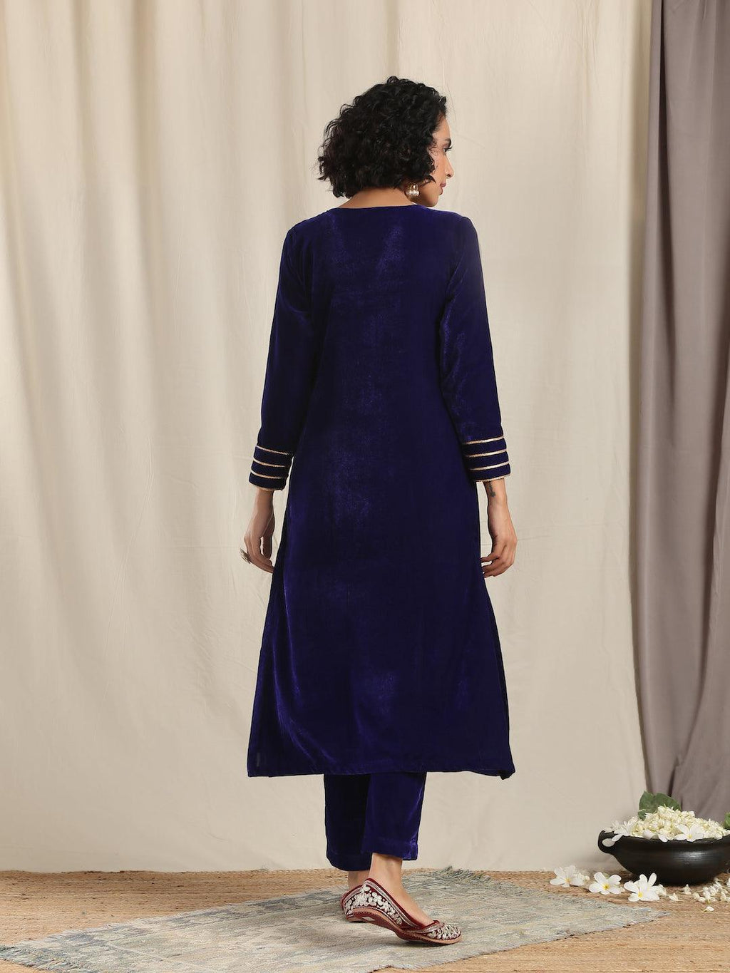 trueBrowns Blue Velvet Gota Kurta