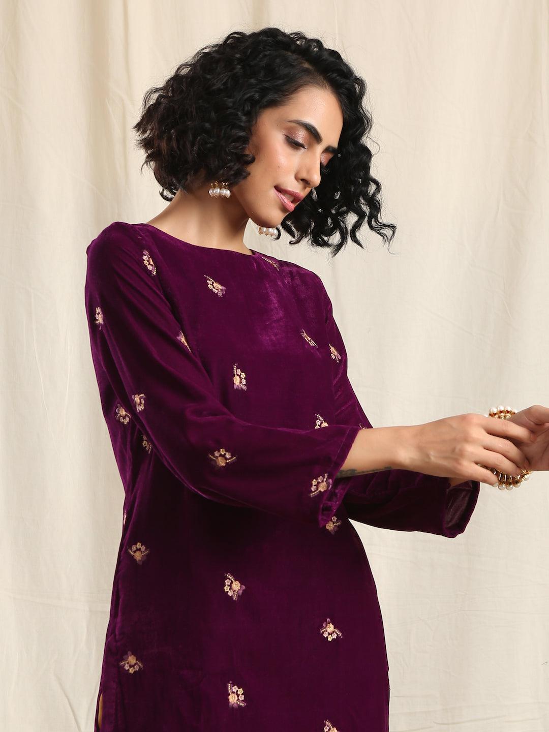 trueBrowns Wine Velvet Embroidered Slit Kurta