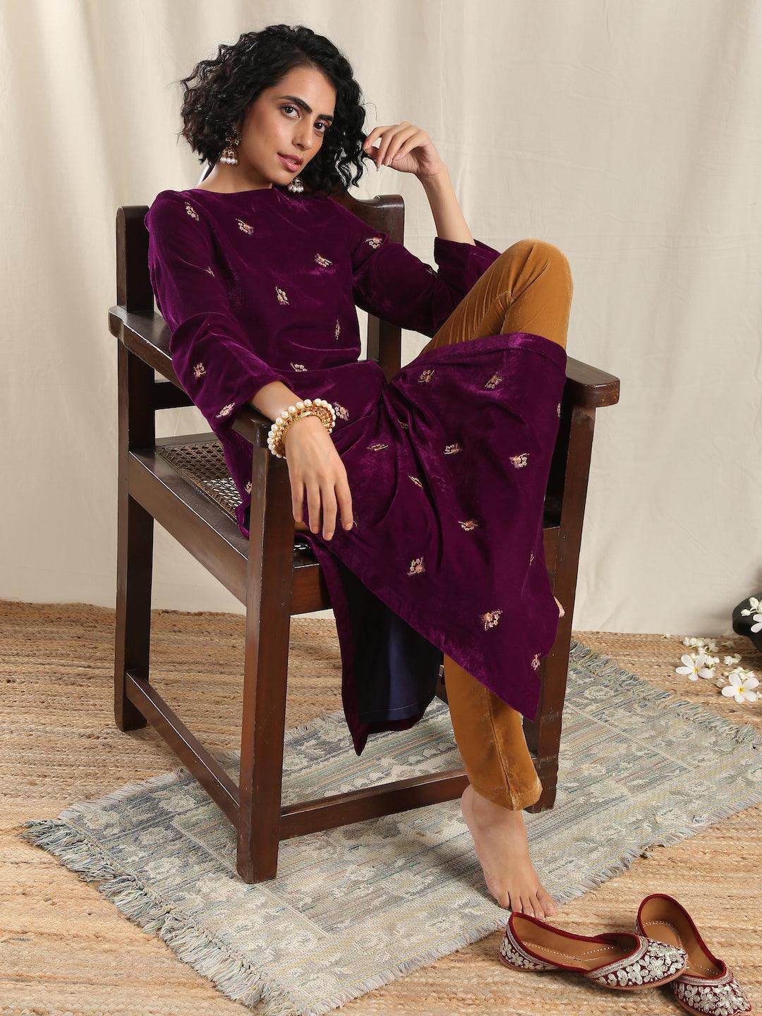 trueBrowns Wine Velvet Embroidered Slit Kurta