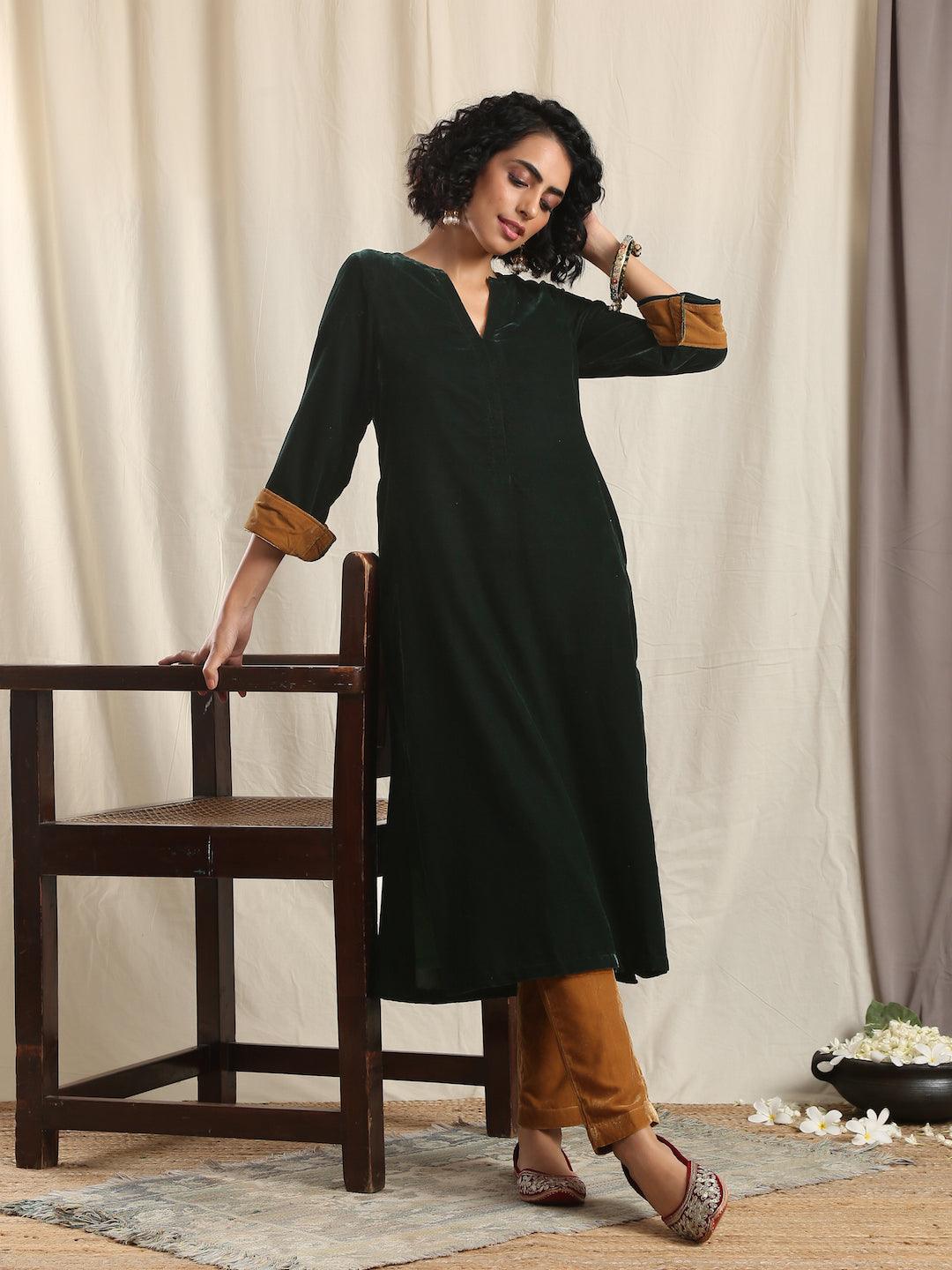 trueBrowns Green Velvet Slit Kurta