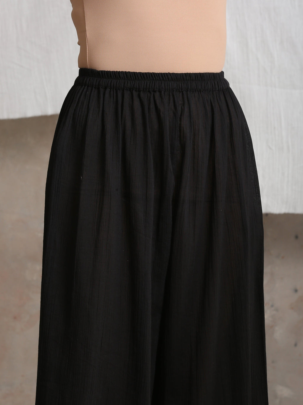 trueBrowns Crinkle Black Palazzo