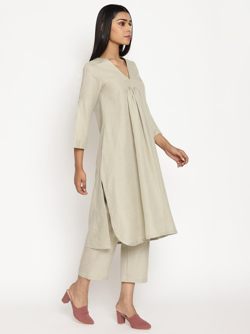 trueBrowns Cotton Linen Light Grey Flared Kurta Pant Set