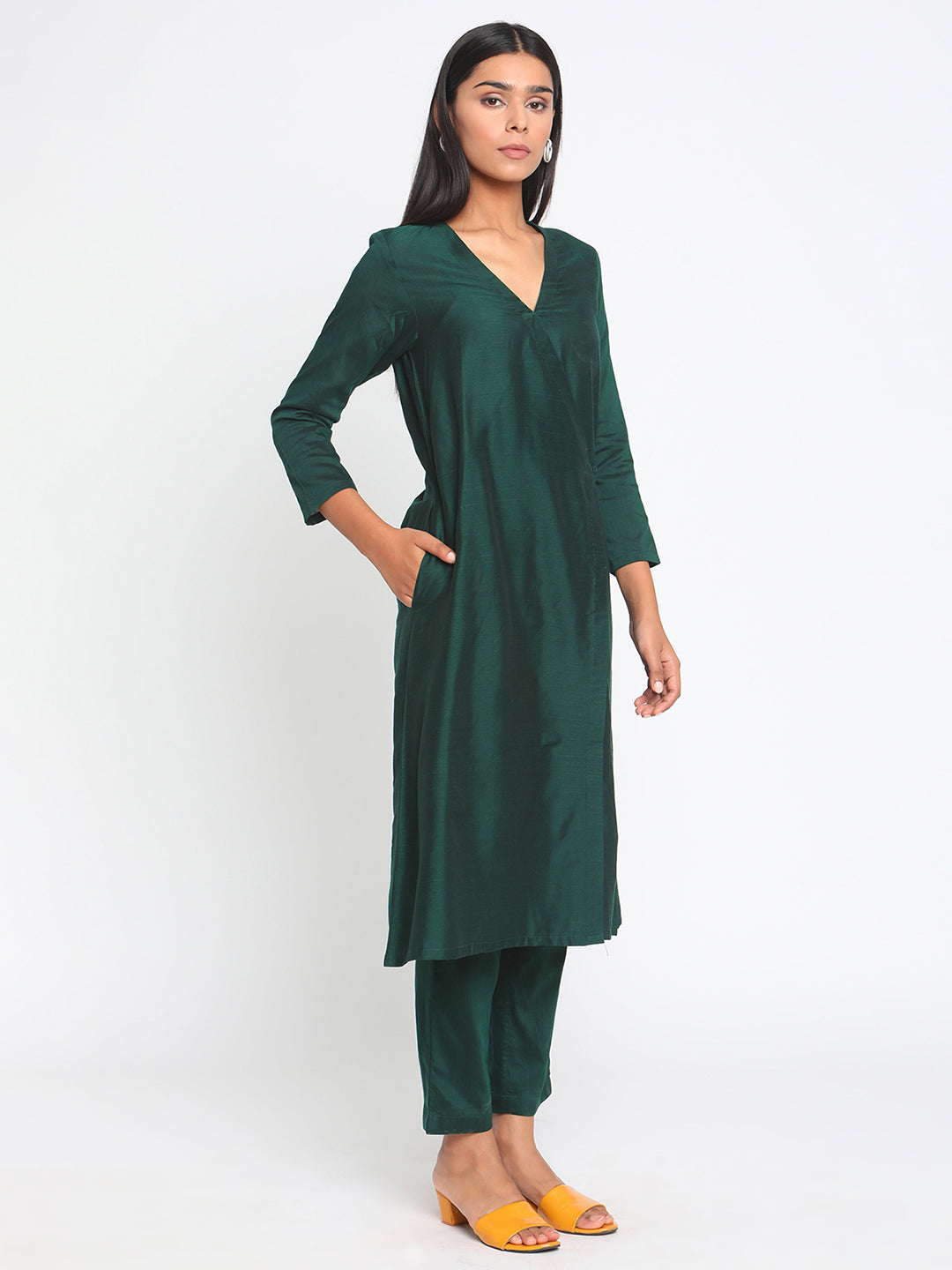 trueBrowns Green Silk Angrakha Set