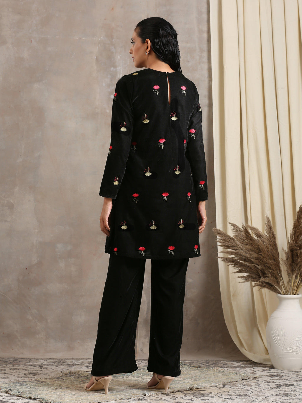 trueBrowns Black Velvet Embroidered Short Kurta