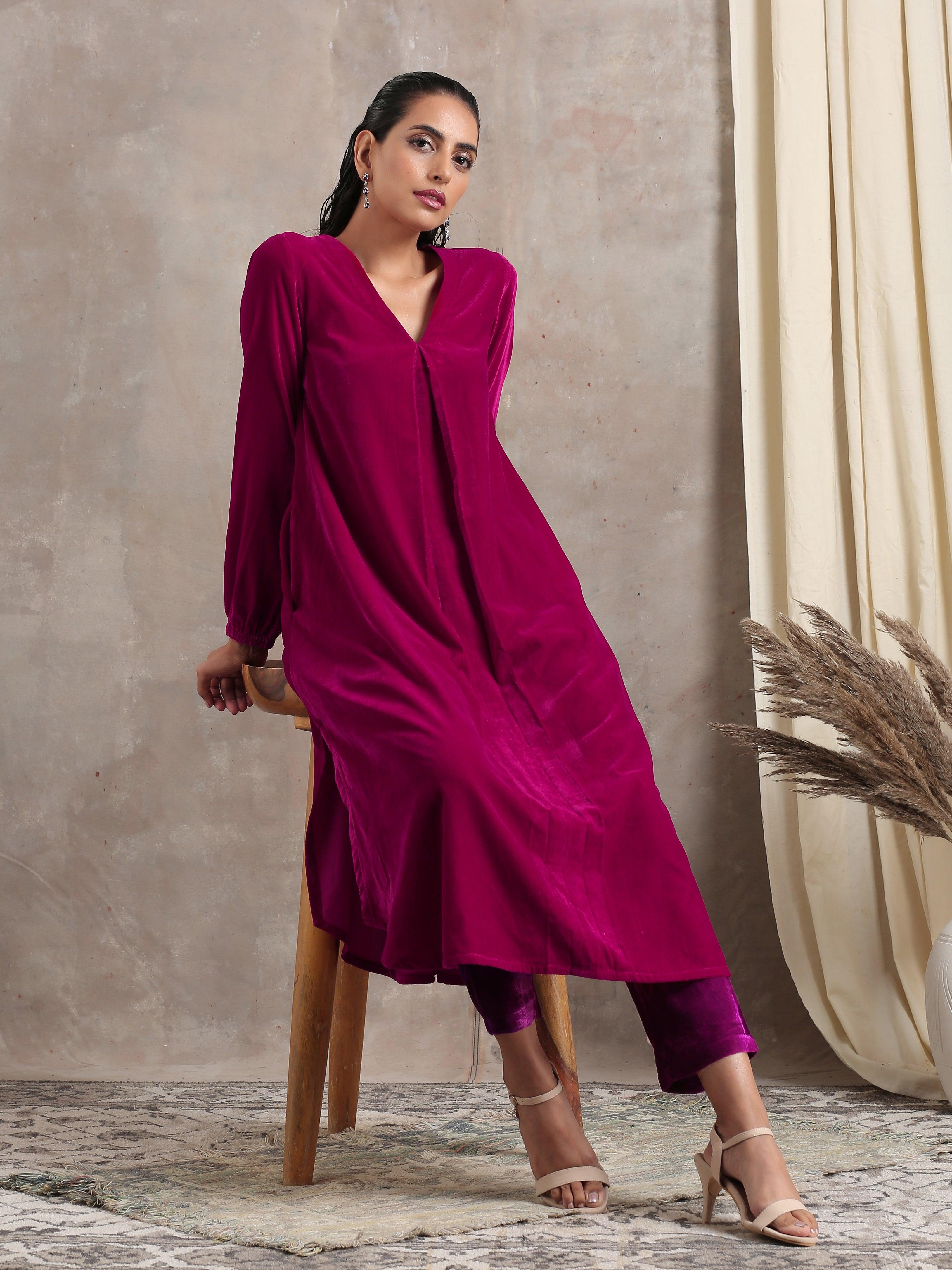 trueBrowns Pink Velvet Pleated Kurta