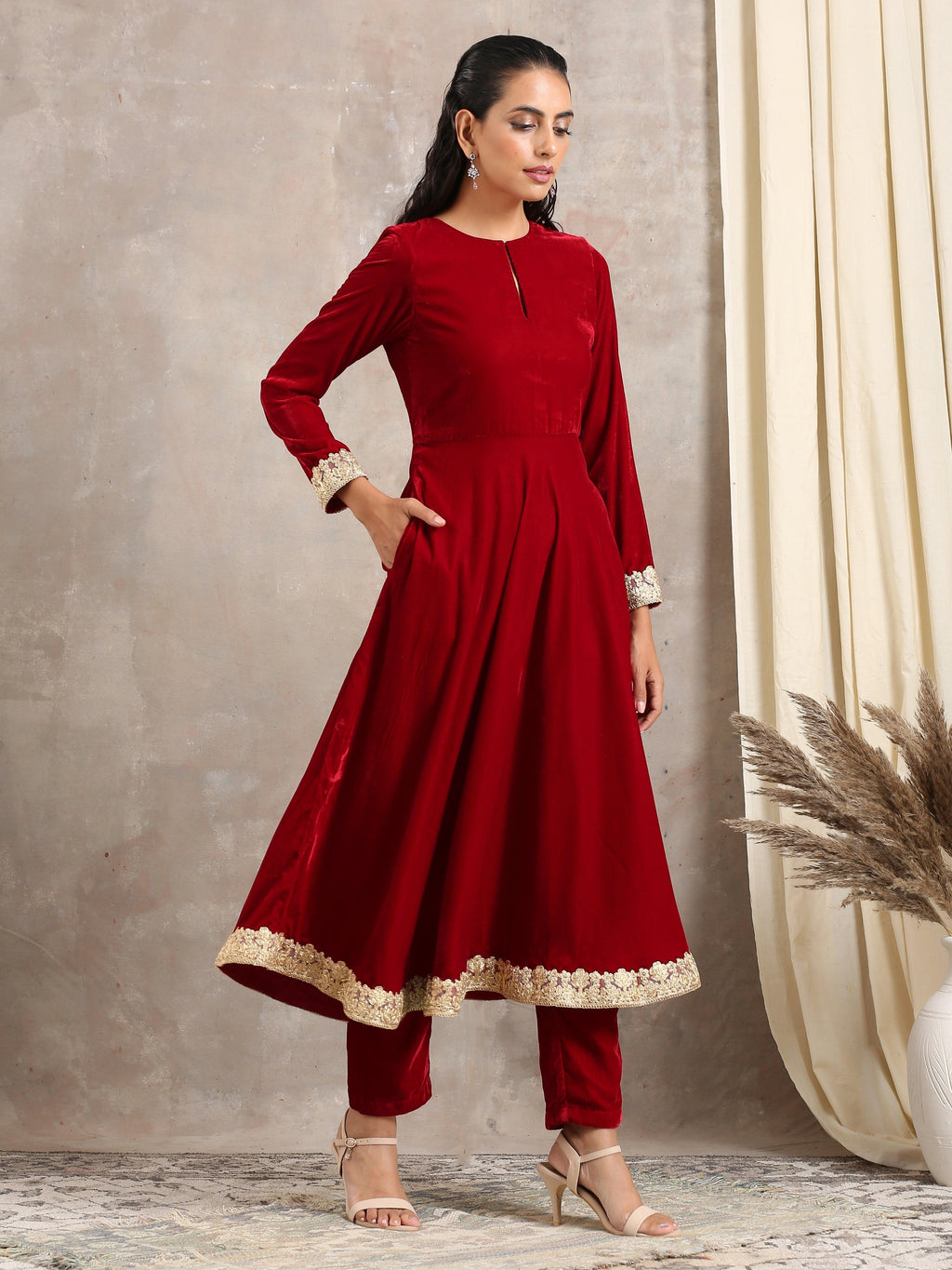 trueBrowns Red Velvet Flared Lace Kurta