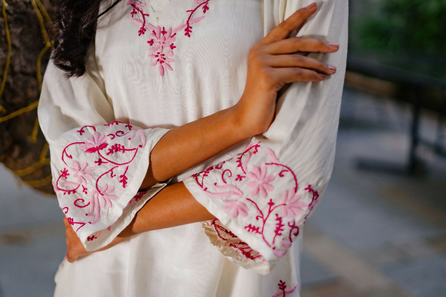 Zibaa Ivory & Pink Muslin Chikankari Kurta