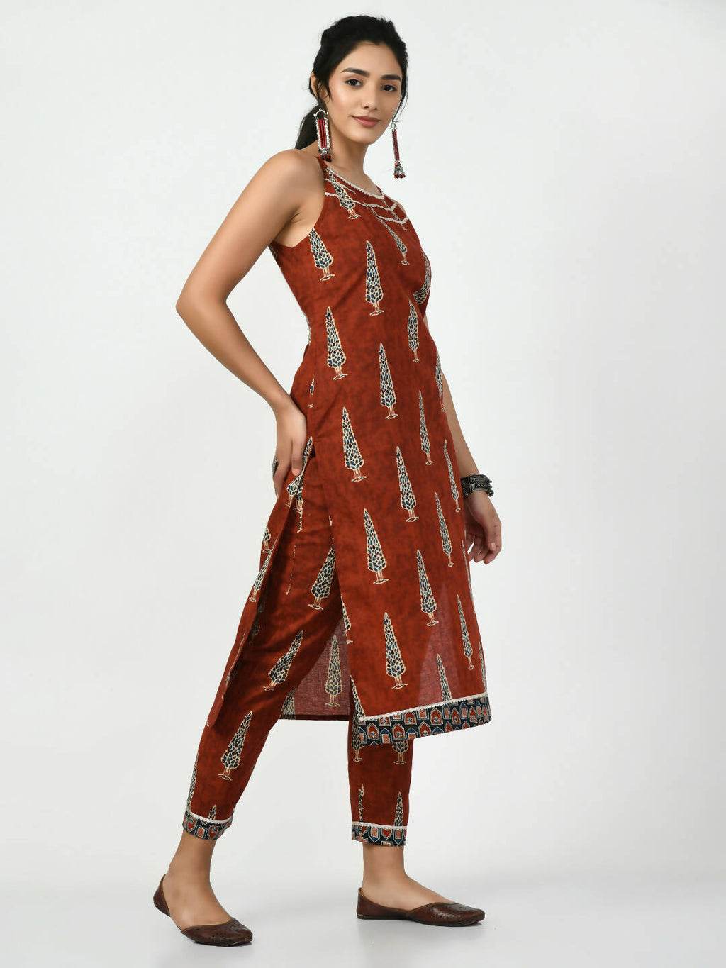 Myshka Women's Rust Printed Kurta With Trouser