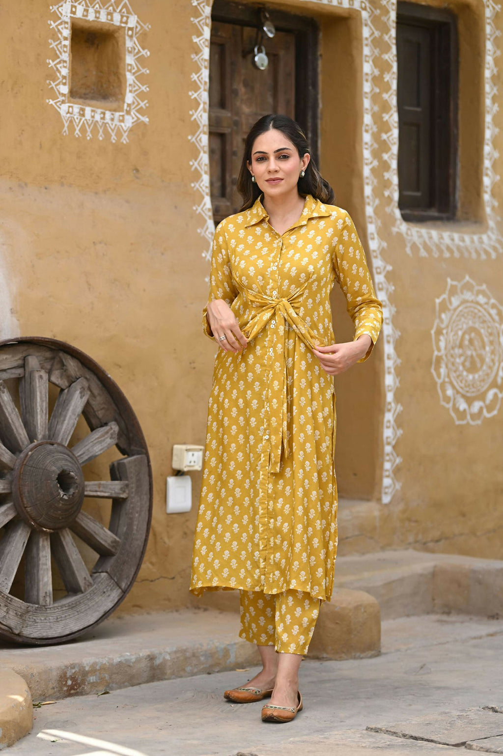 Jyoti Fashion Women's Mustard Pure Muslin Heavy Digital Printed Kurta Pant Set
