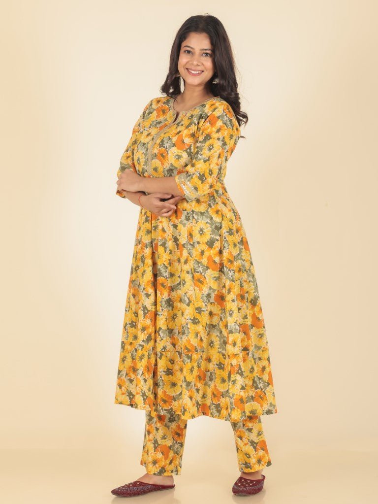 Aramya Anarkali Soft Cotton Floral Print Women's Kurta Set - Yellow