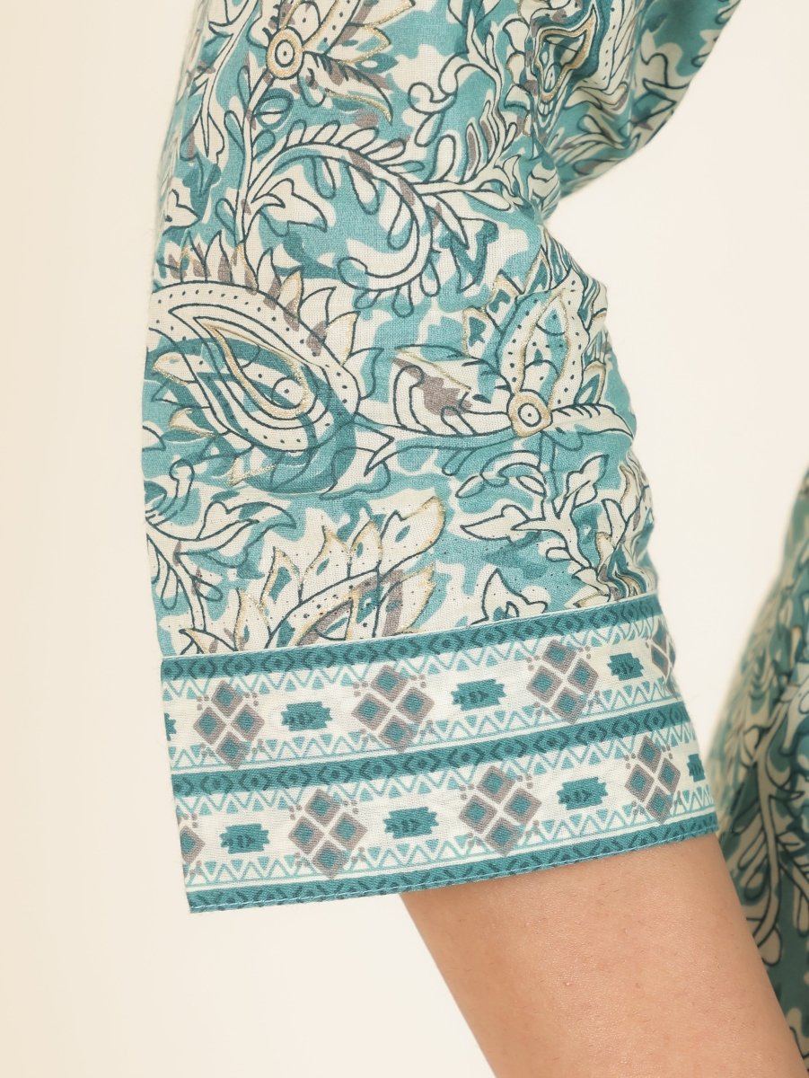 Aramya Straight Soft Cotton Paisley Print Women's Kurta - Green