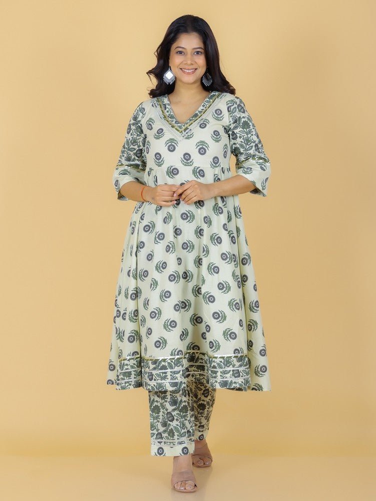 Aramya Flared Soft Cotton Block Print Women's Kurta Set - Off White