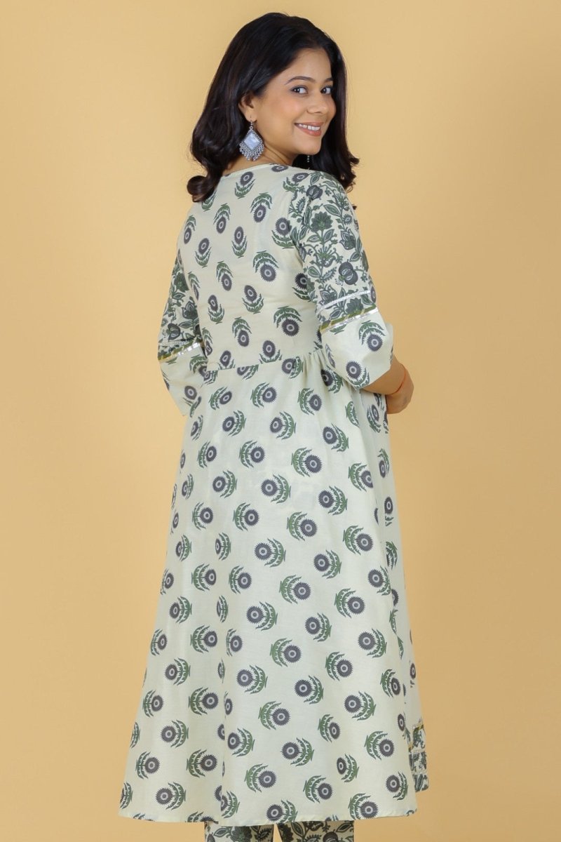Aramya Flared Soft Cotton Block Print Women's Kurta - Off White