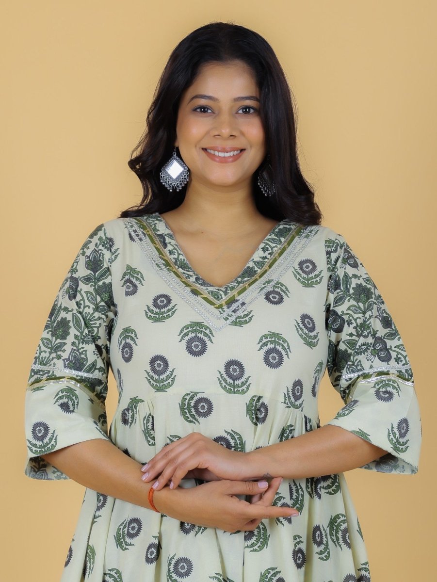 Aramya Flared Soft Cotton Block Print Women's Kurta - Off White