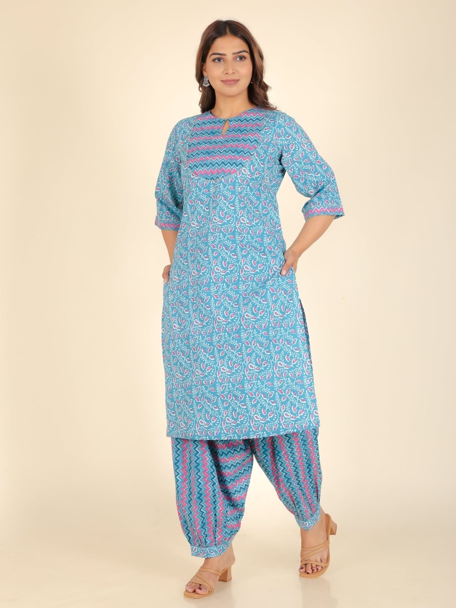 Aramya Straight Soft Cotton Floral Print Women's Kurta - Blue