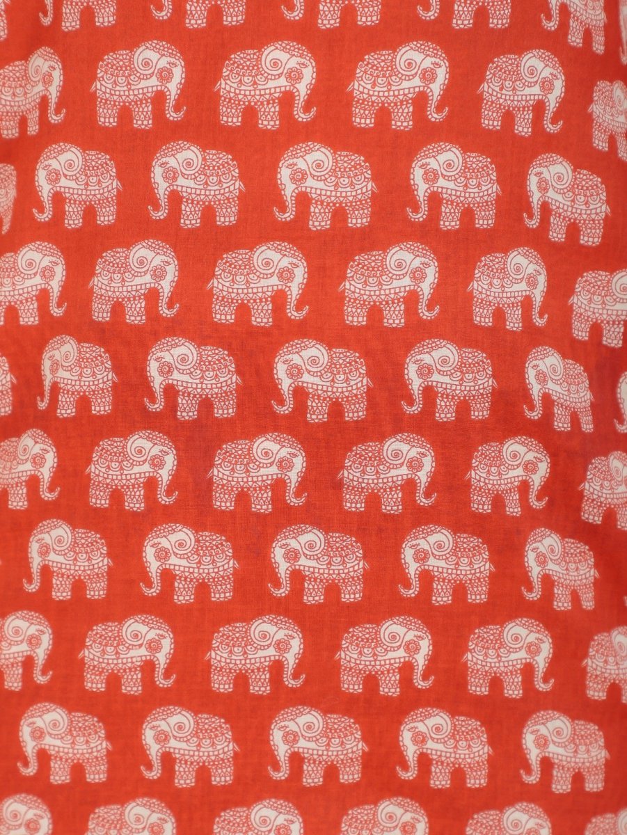 Aramya Straight Soft Cotton Animal Print Women's Kurta Set - Red