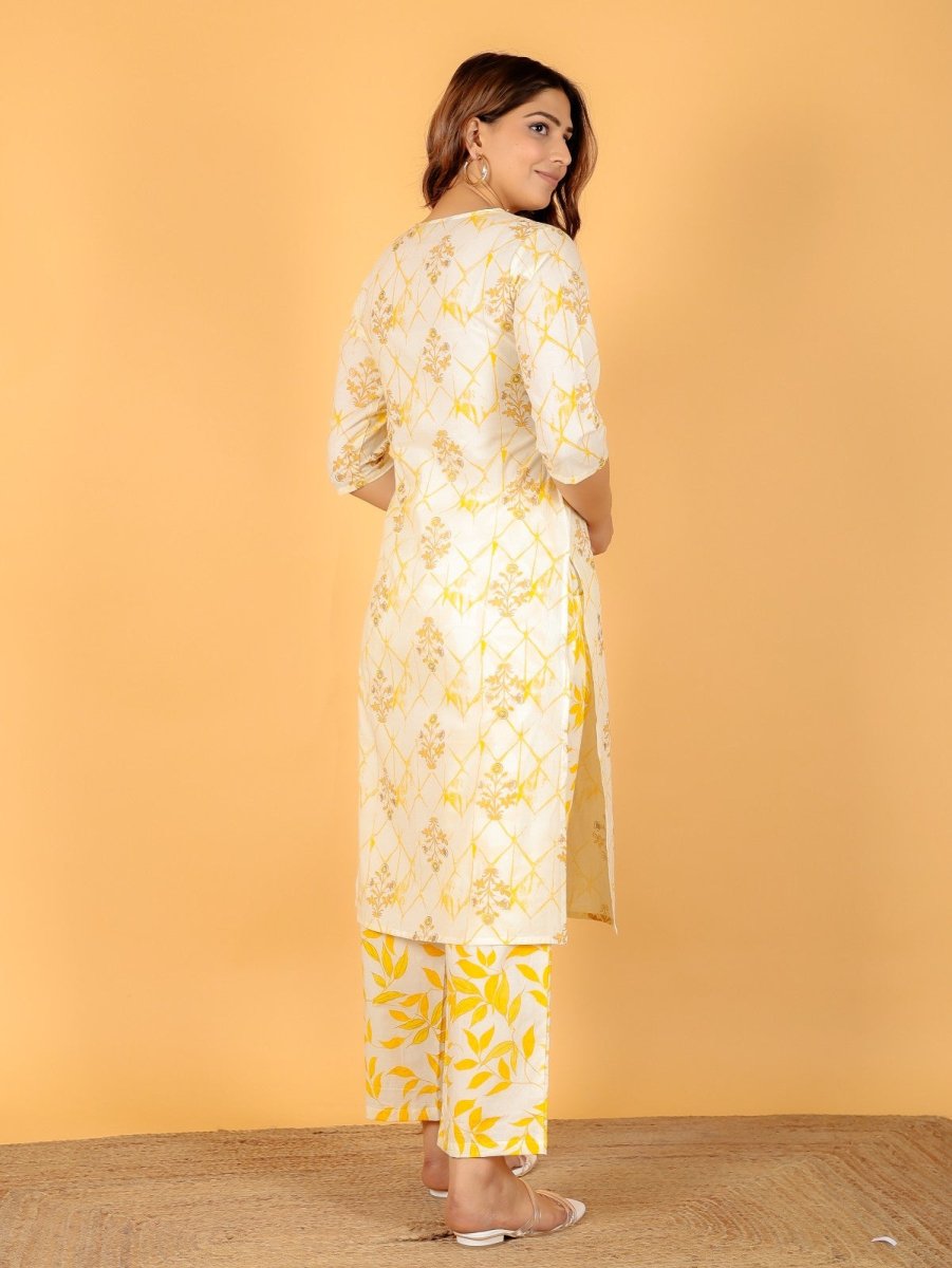 Aramya Straight Soft Cotton Floral Print Women's Kurta Set - Yellow