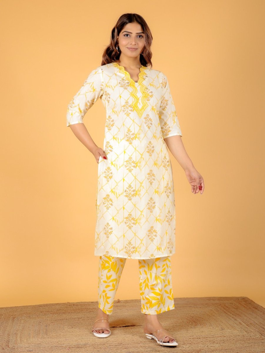 Aramya Straight Soft Cotton Floral Print Women's Kurta Set - Yellow
