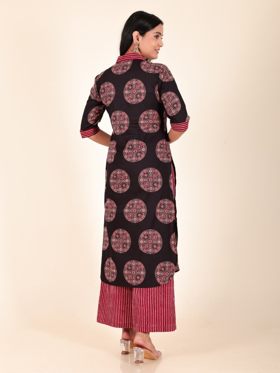 Aramya Pathani Soft Cotton Ajrakh Print Women's Kurta - Black