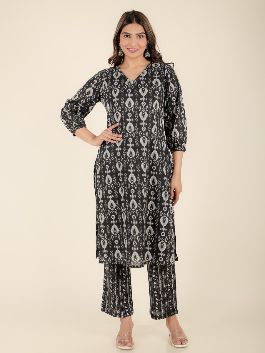 Aramya Straight Soft Cotton Ikat Print Women's Kurta - Black