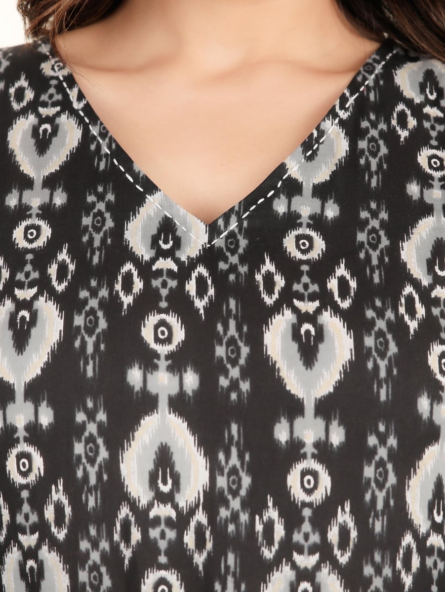 Aramya Straight Soft Cotton Ikat Print Women's Kurta - Black