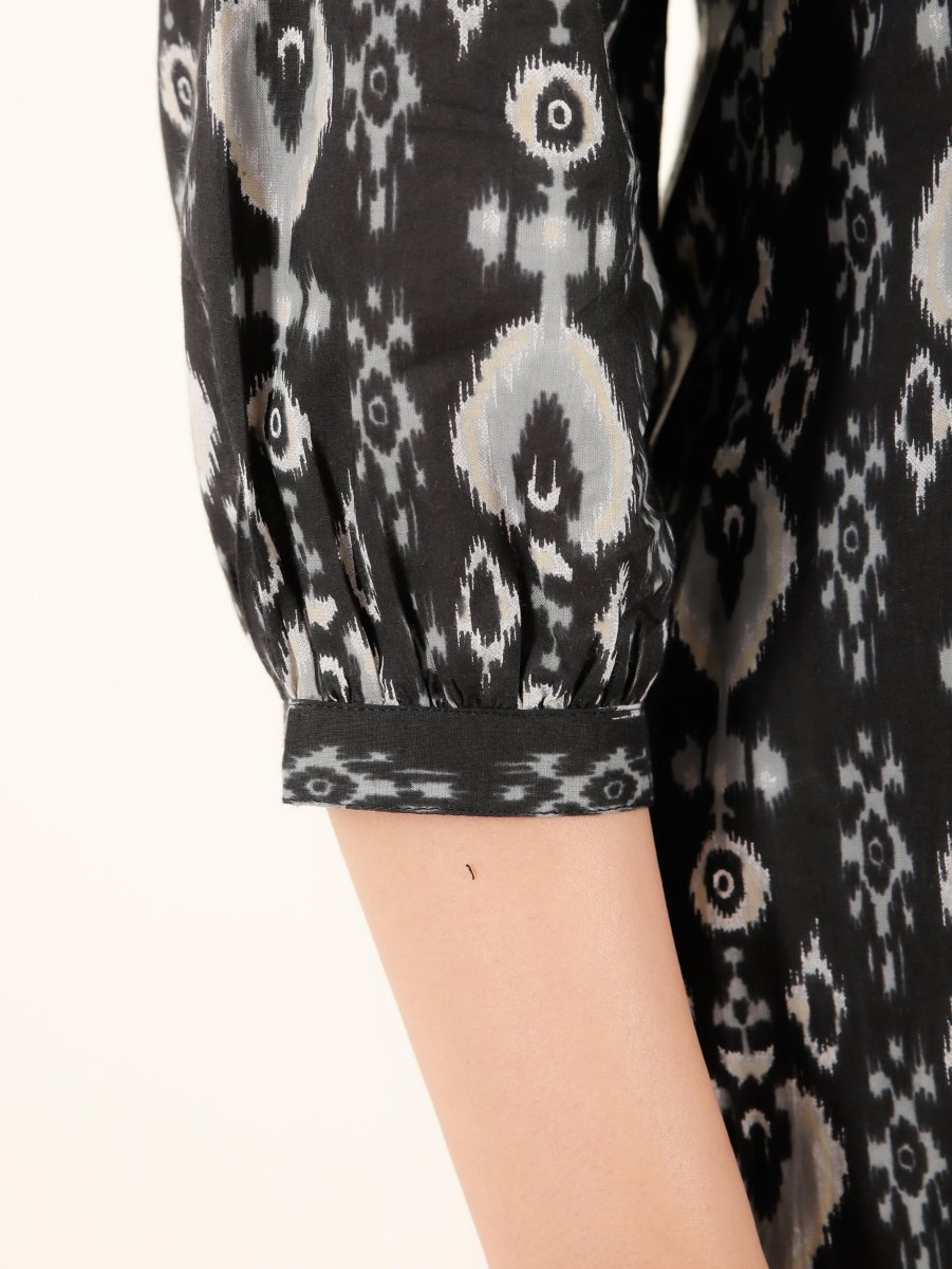 Aramya Straight Soft Cotton Ikat Print Women's Kurta - Black