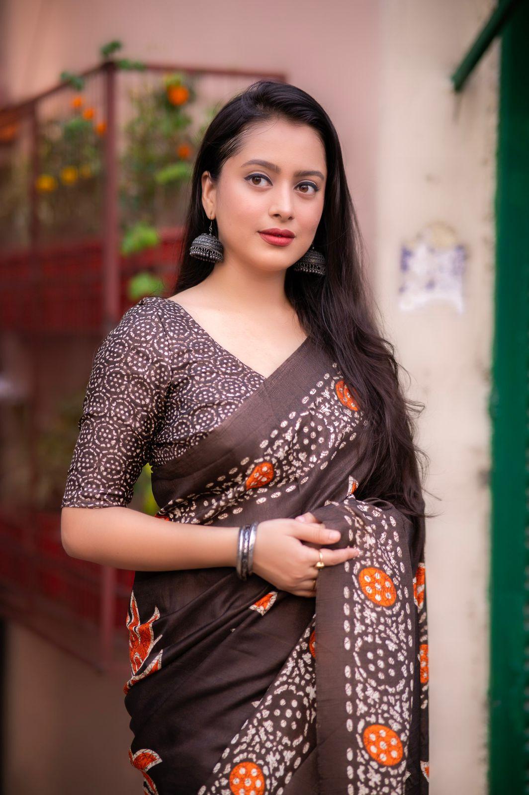 Coffee Silk Blend Ethnic Motifs Saree with Unstitched Blouse - Hiral Fashion