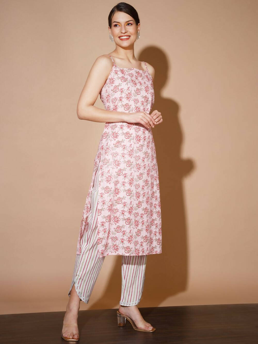 Myshka Women Pink Printed Kurta & Trousers