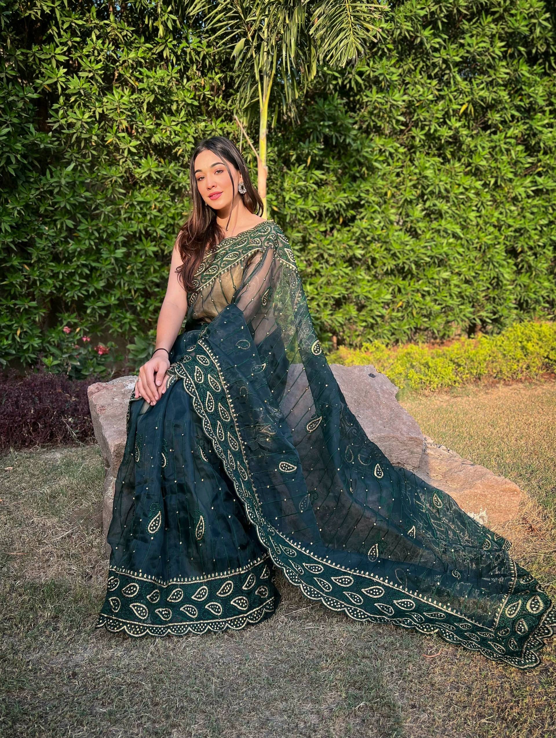 Vamsee Aaisa Green Organza Saree
