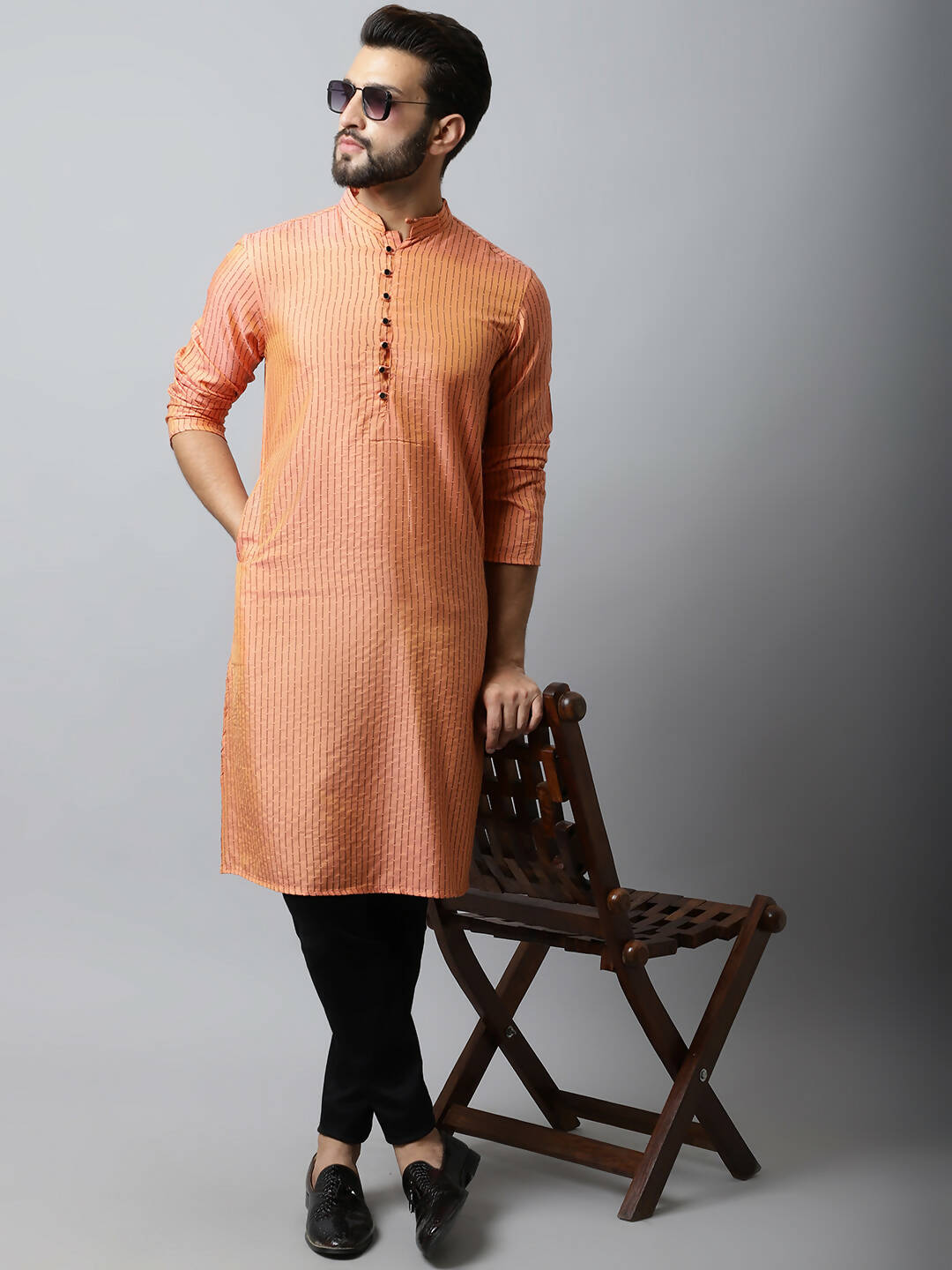 Even Apparels Red Color Pure Cotton Men's Kurta With Side Placket (STR1199)