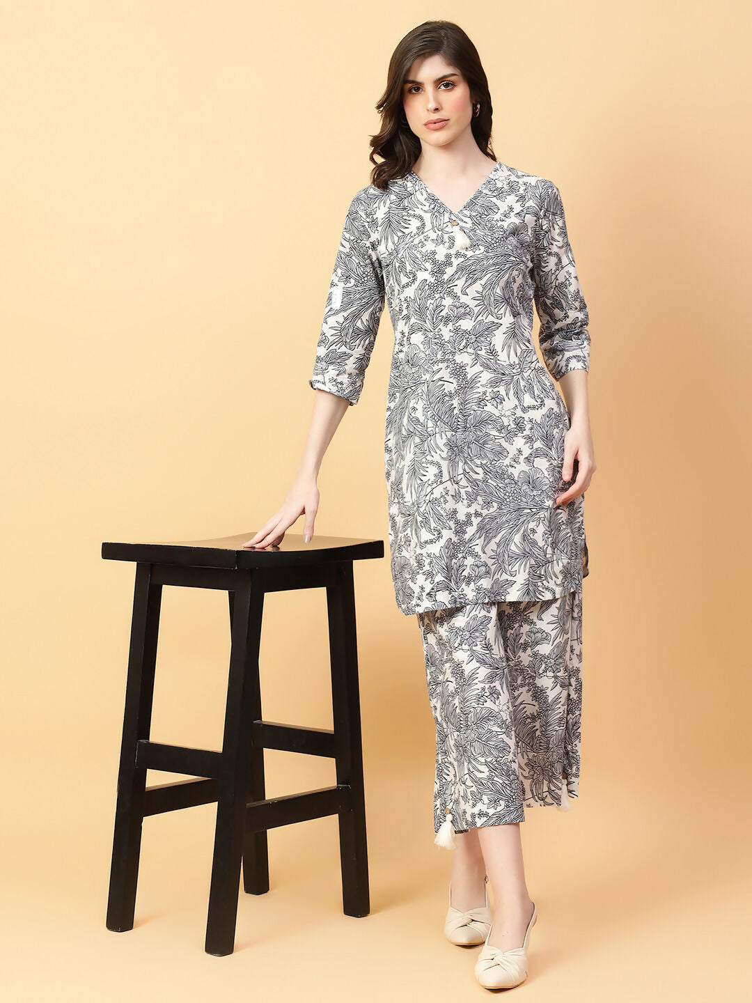 Joban Fashion Grey Cotton Printed & Hand Work Co-ord Set