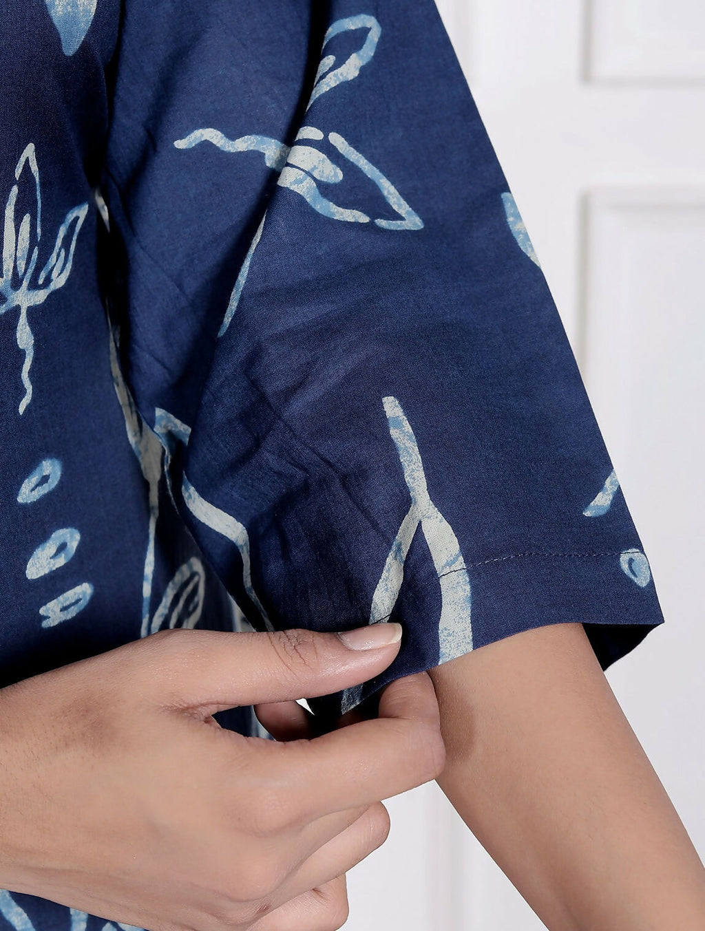 Miravan Womens Abstract Blue Printed Cotton Blue Co-Ord Set