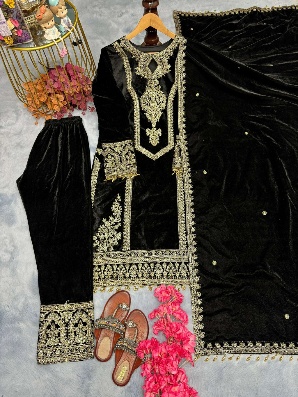 Teeya Creation Black Color Velvet Fabric Designer Embroidery Work Suit