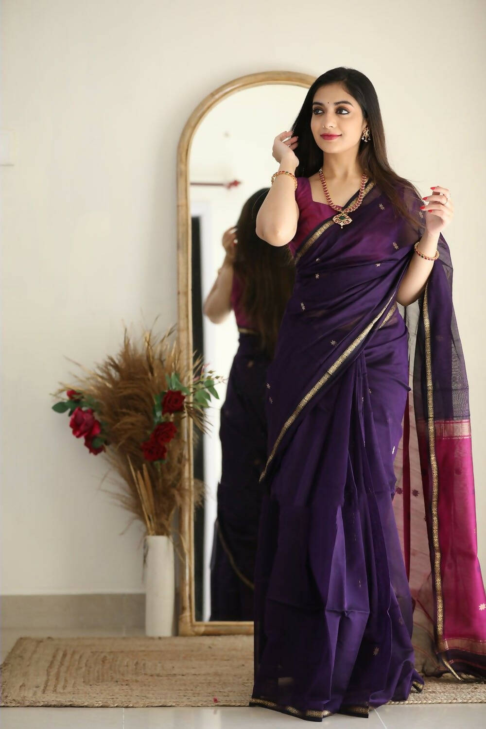 DEIANA'S Beautiful Designer Golden zari Soft Cotton Saree - Purple