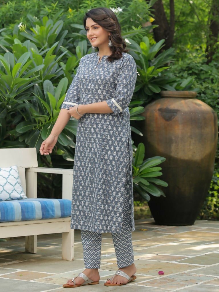 Aramya Straight Soft Cotton Block Print Women's Kurta Set - Blue