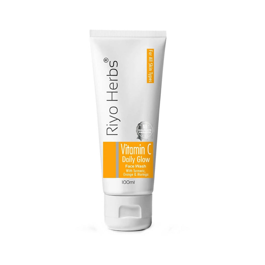 Riyo Herbs Vitamin C Daily Glow Face Wash With Turmeric, Orange & Moringa