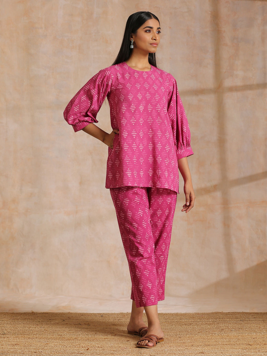 trueBrowns Pink Dabu Print Cotton Baggy Sleeve Co-Ord Set