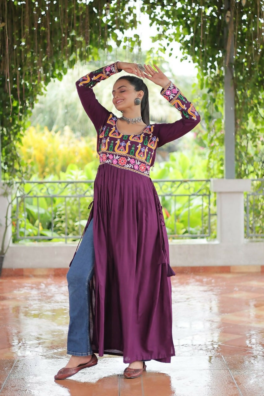 Vastranavya Wine Pink Navratri Special Rayon Kutchi Gamthi Work Kurti