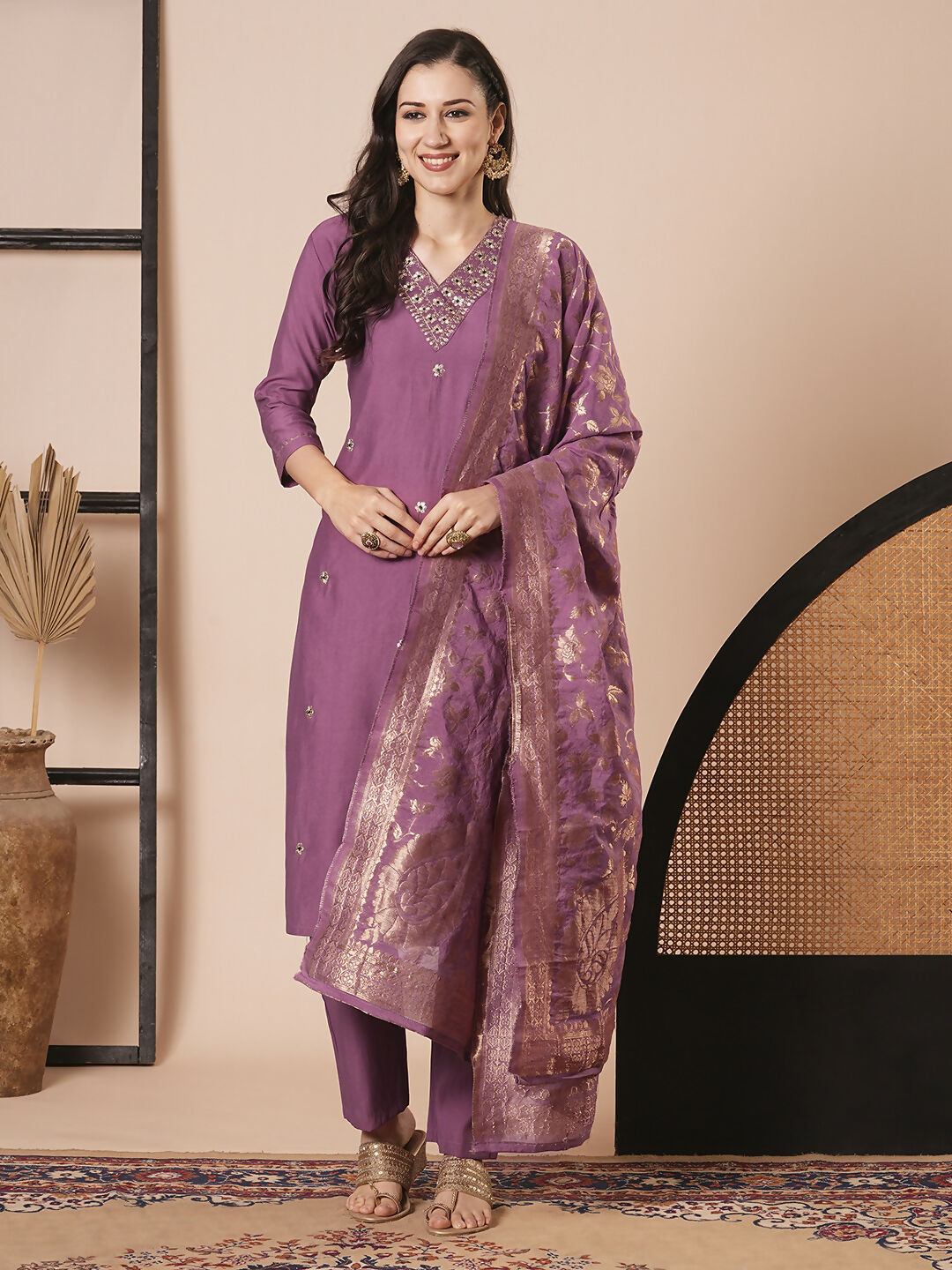 Mouve PV Chanderi Embroidery Work Kurta Set - Riya