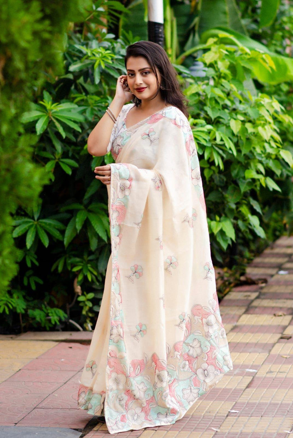 Offwhite Pure Linen Ethnic Motifs Saree with Unstitched Blouse - Hiral Fashion