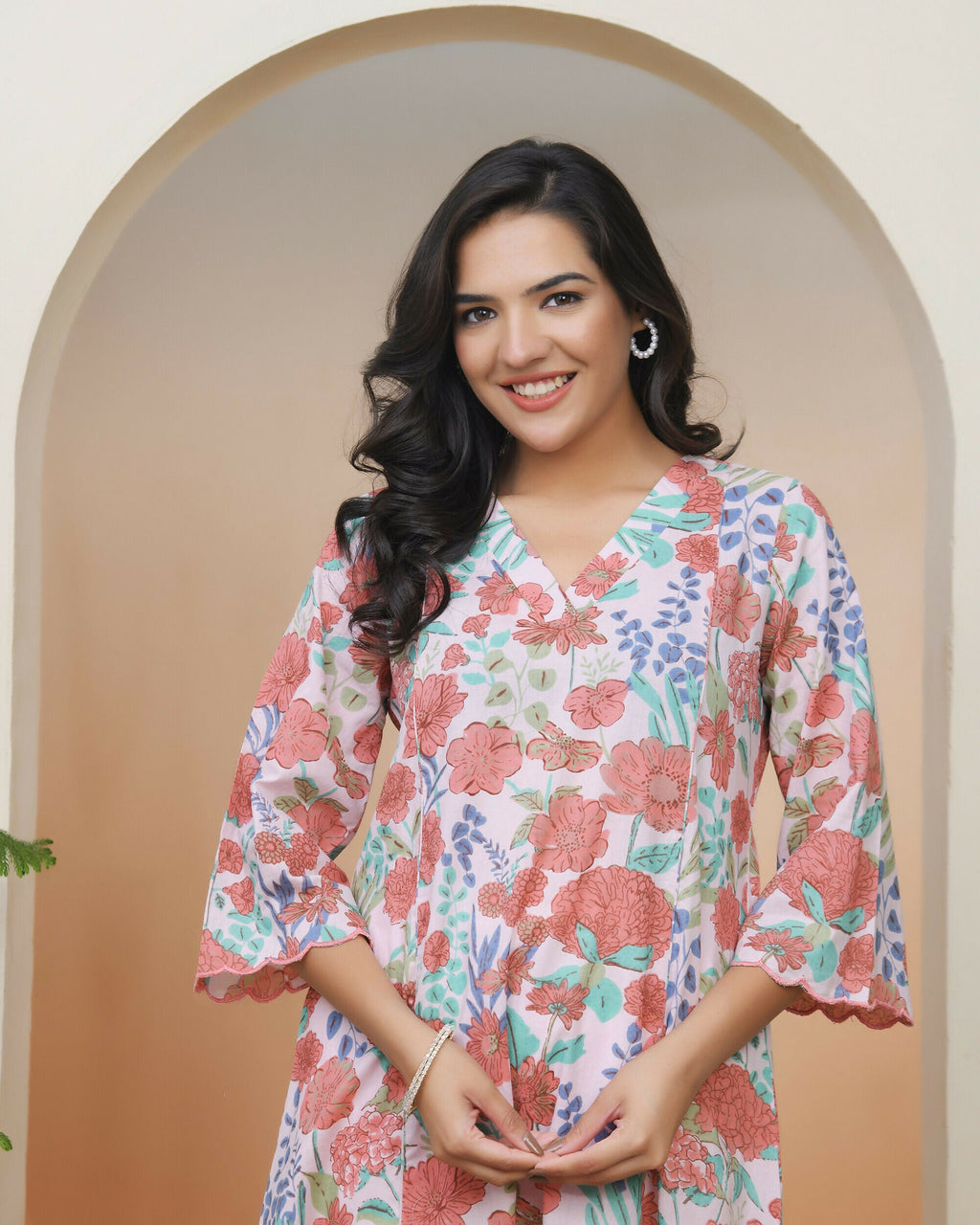 Vaasva Women Peach Floral Cotton Printed Flare Kurti With Pant