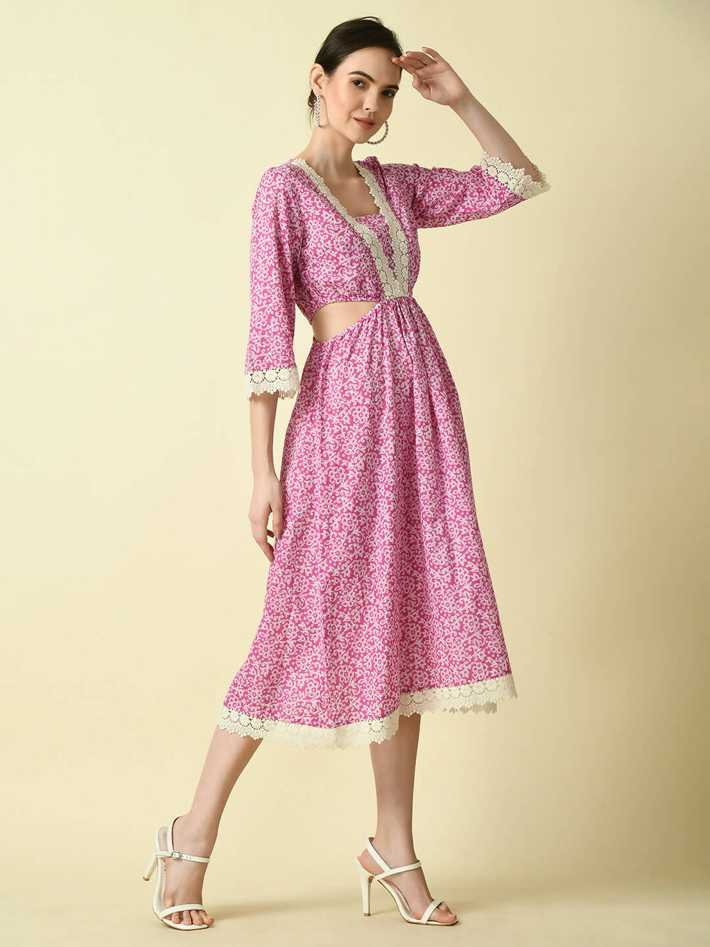 Myshka Women's Pink Floral Printed Fit and Flare Dress