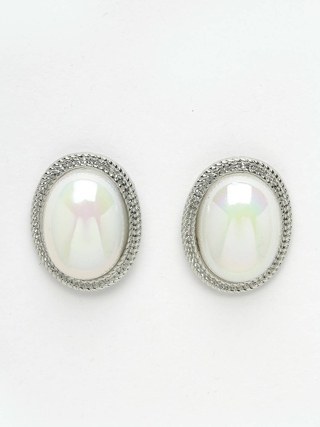 NVR Women's Silver Plated Oval Stud Earrings
