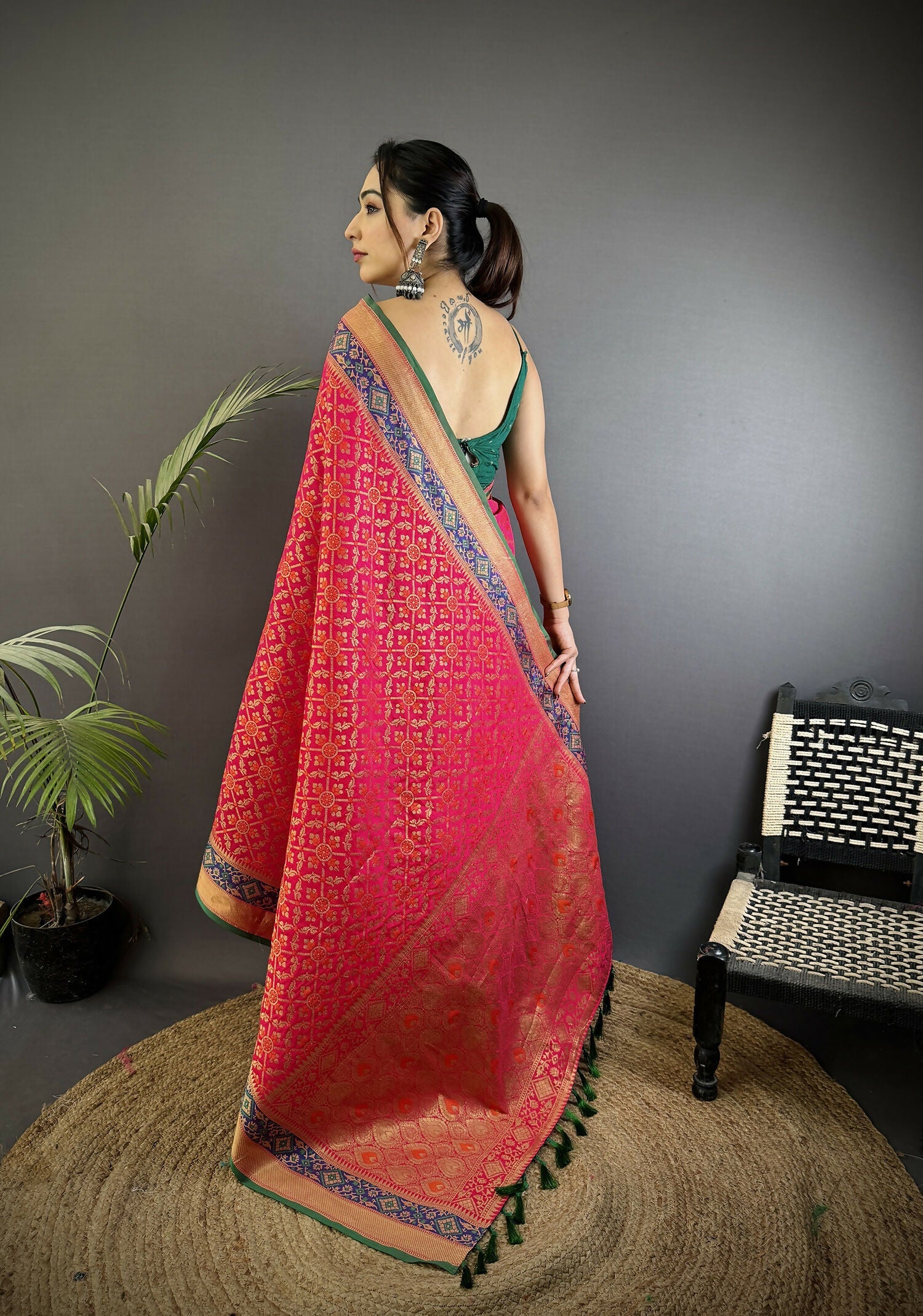 Joban Fashion Hot Pink Patola Soft Silk Patola Saree