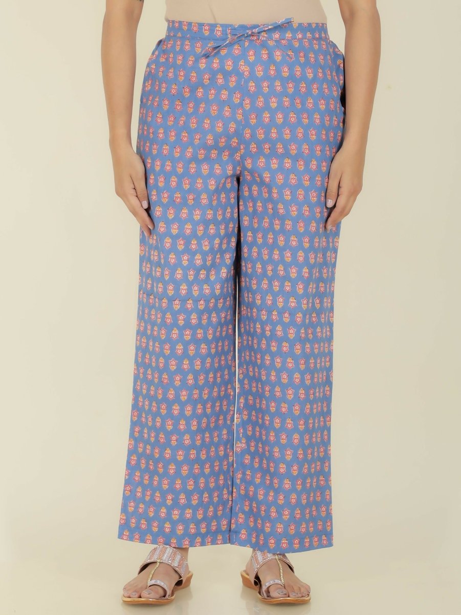 Aramya Straight Soft Cotton Floral Print Women's Kurta Set - Blue